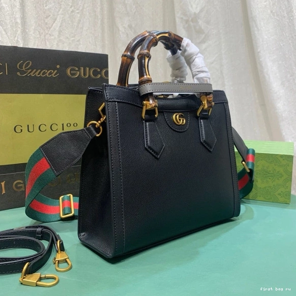 First bag ru bag Diana tote GUCCI small 0812